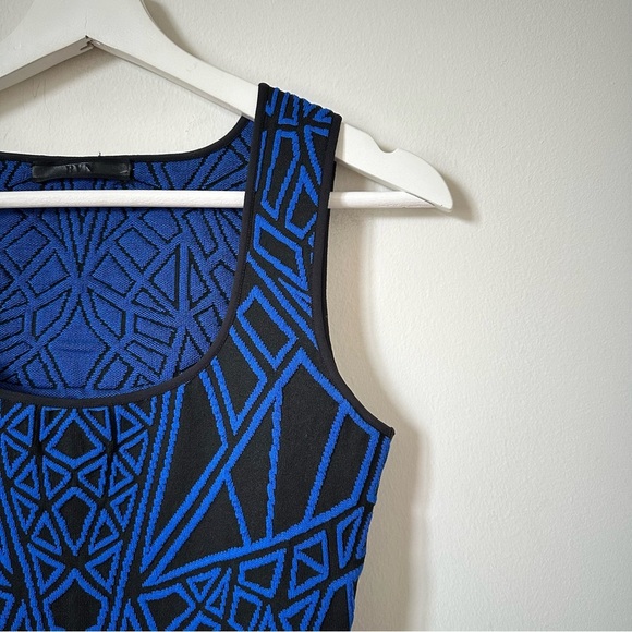 RVN Geo Textured Jacquard Blue Knit Dress Size S - Picture 5 of 7